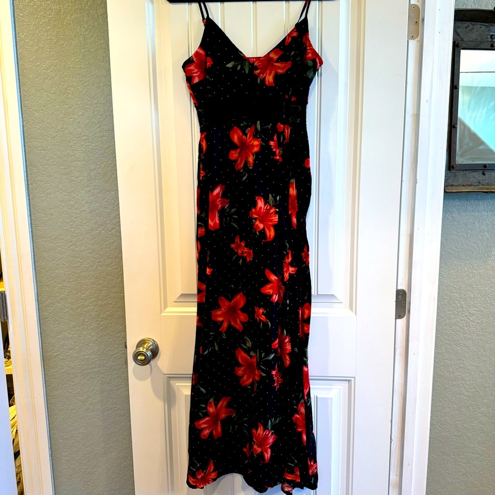 Guess by Los Angeles floral red and black dress